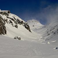  Le Rocher de St Laurent au fond