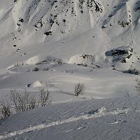  Du rocher de la Motte en bas, c'est parti pour 1200 m (dénivelé) de traçage