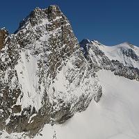  La Grande Glière, le col est juste derrière après un virage à gauche.