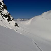  Le col passé, nous prenons pieds sur le glacier du Troquairou