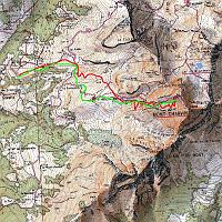  Le parcours du jour: la montée en rouge et la descente en vert / Dénivelé positif: 1020 m