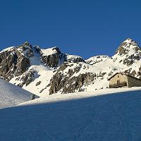  Le refuge de la Balme (2009 m)