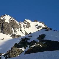  Le refuge de Presset (2514 m) passe au soleil
