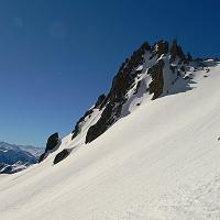 et sur sa droite l'Aiguille du Lac