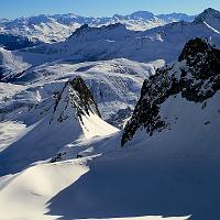  Le col des Aiguillons en dessous