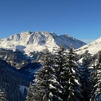  L'Étale, le col des Aravis dans l'ombre à droite