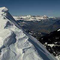  Les Aravis au fond