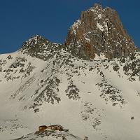  Refuge de Presset sous l'aiguille de la Nova